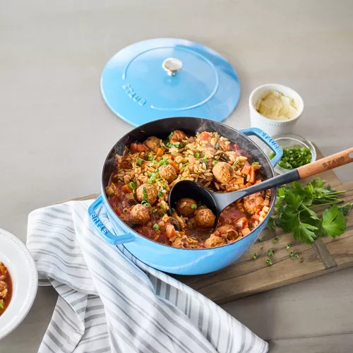 Staub Essential French Oven, 5 qt. 