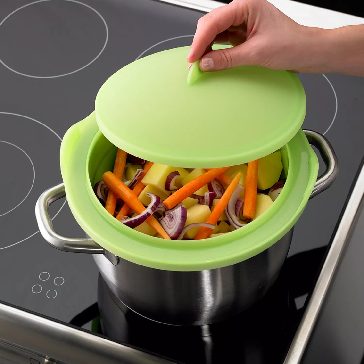 Lekue Collapsible Colander Green