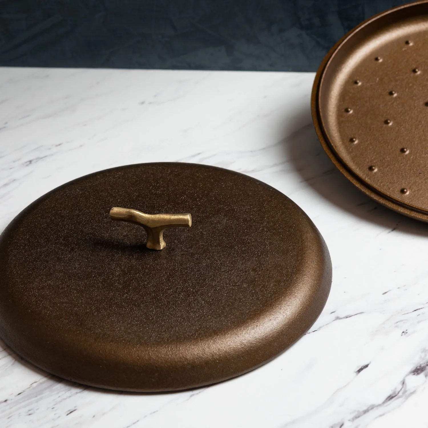 Nest Cast Iron Self-Basting Lid, 12"