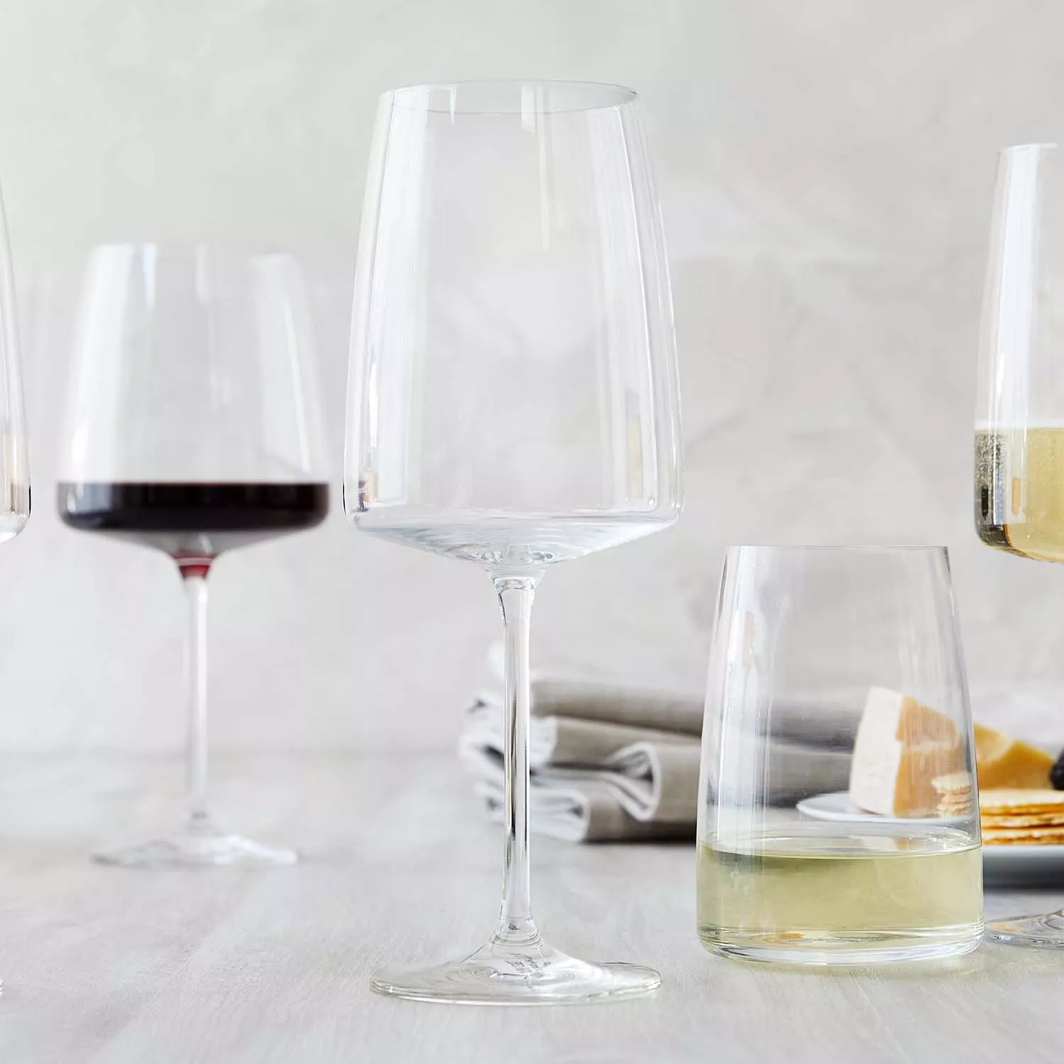 Elegance Stemless Measuring Wine Glass