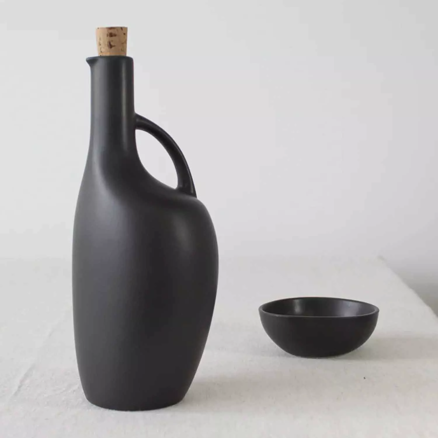 Gharyan Canard Olive Oil Bottle, 34 oz.