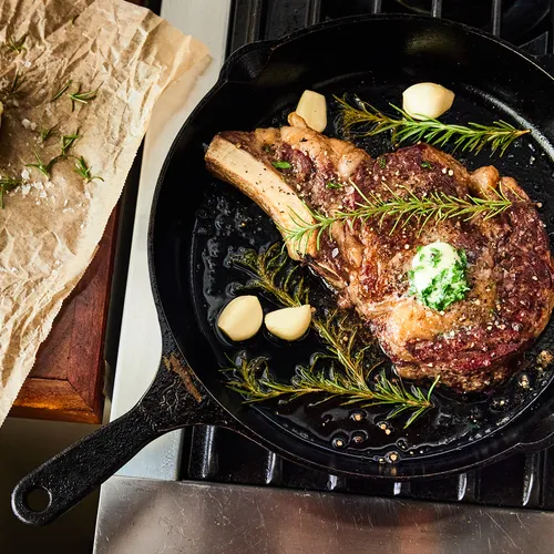 Smithey Polished Cast Iron Skillet