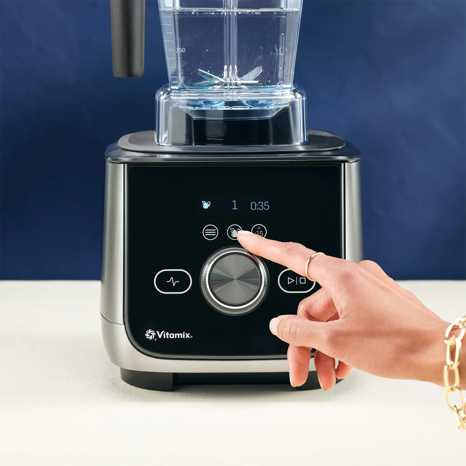 Vitamix Ascent® X4 Blender