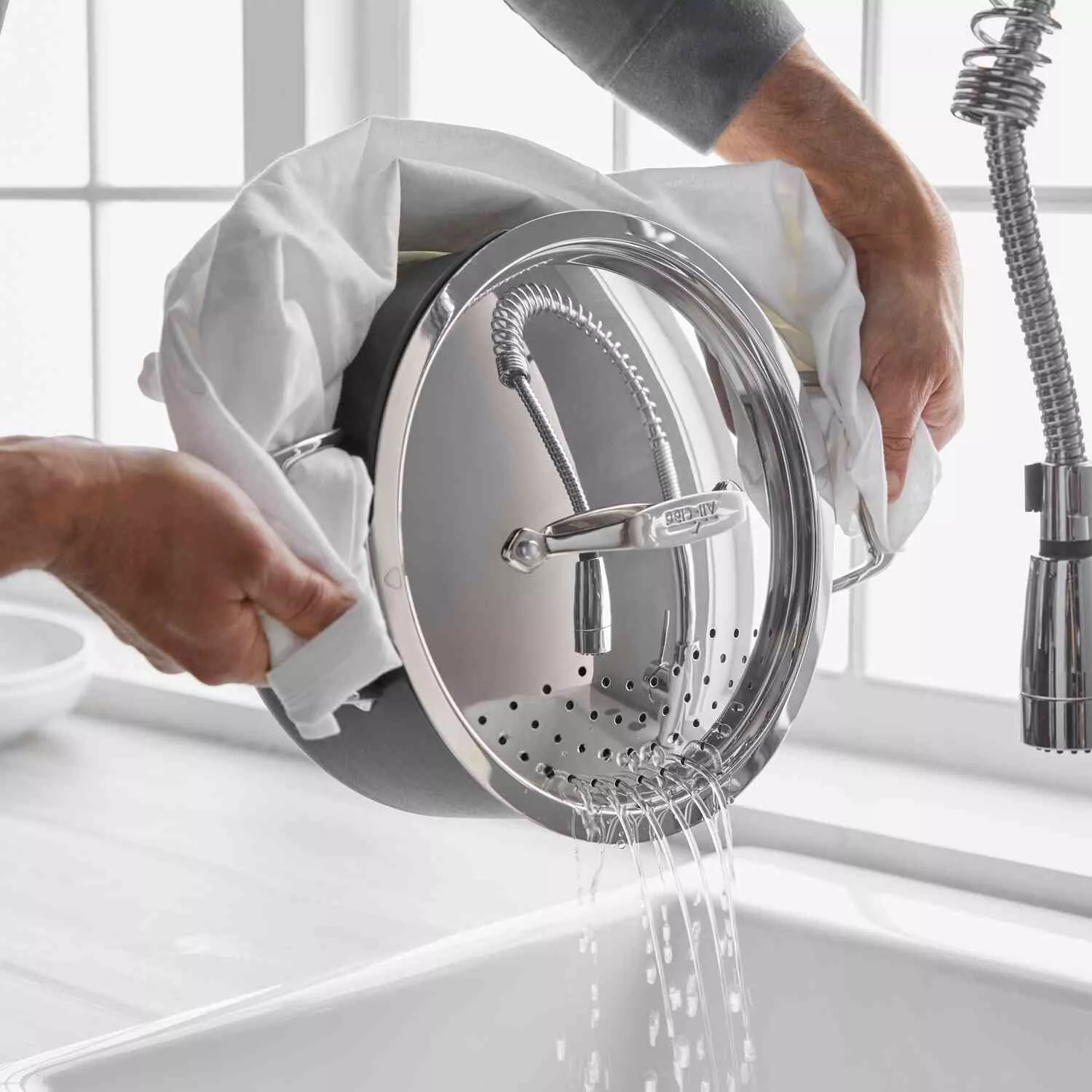 All-Clad Nonstick Stockpot w/ Straining Lid, 6 qt.