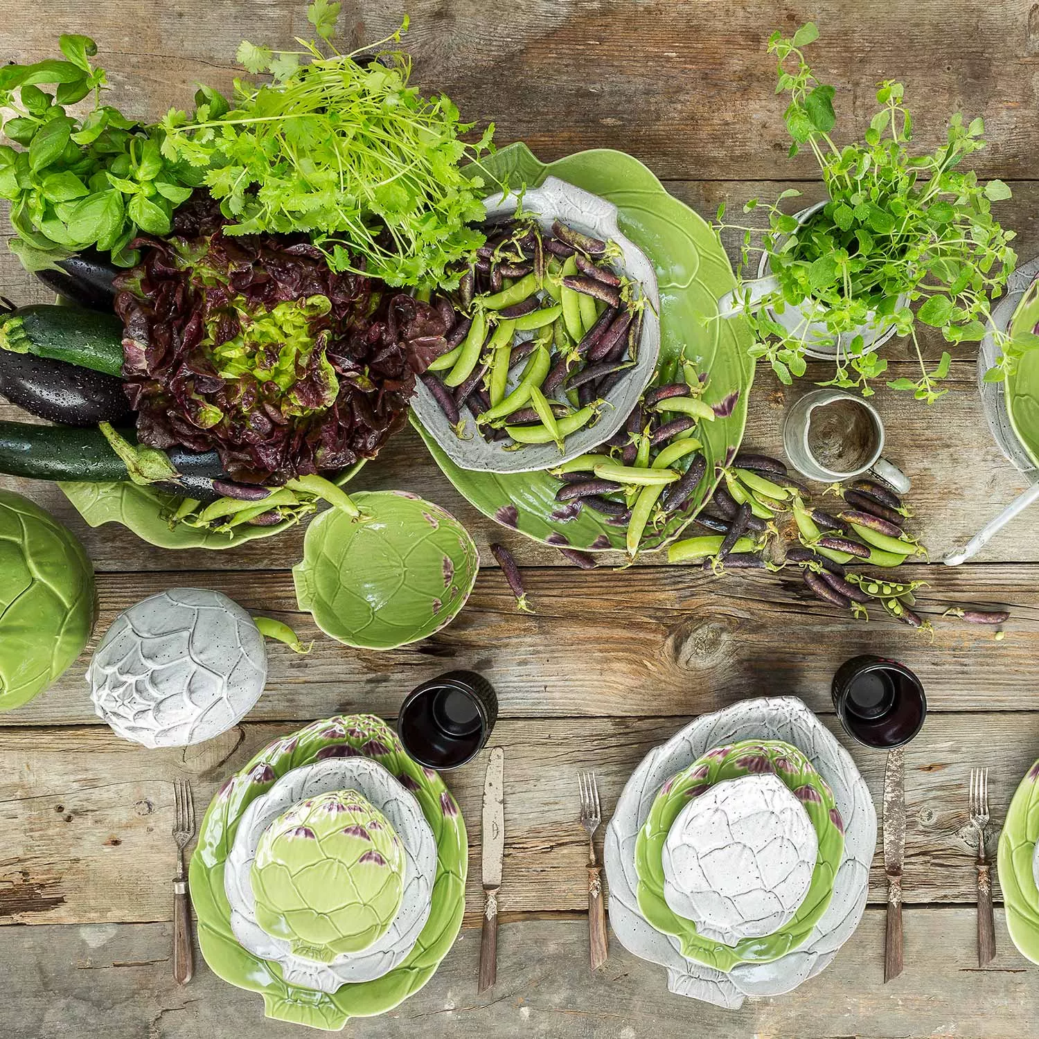 Bordallo Pinheiro Artichoke Serving Bowl