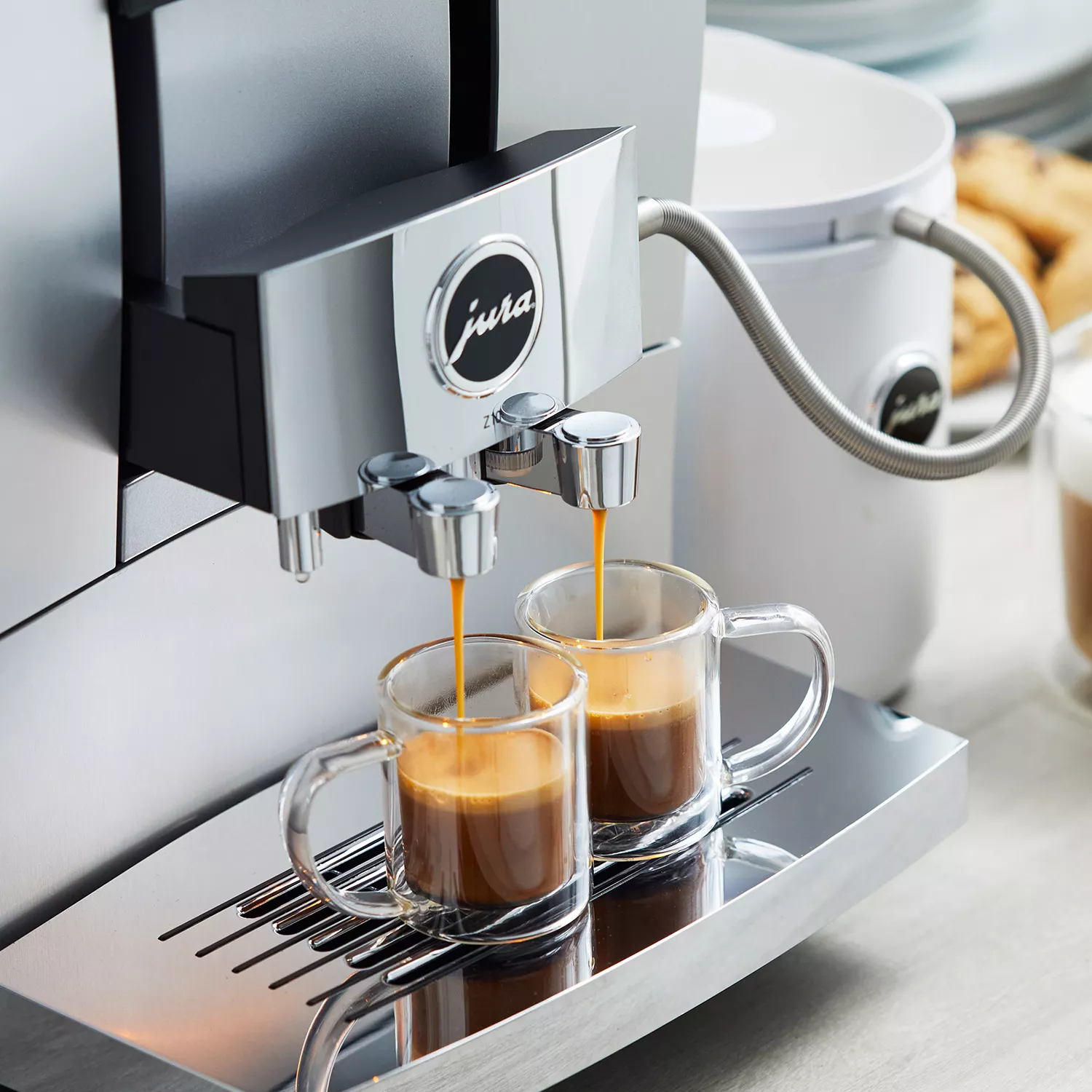 JURA Z10 Espresso Maker, Aluminum White