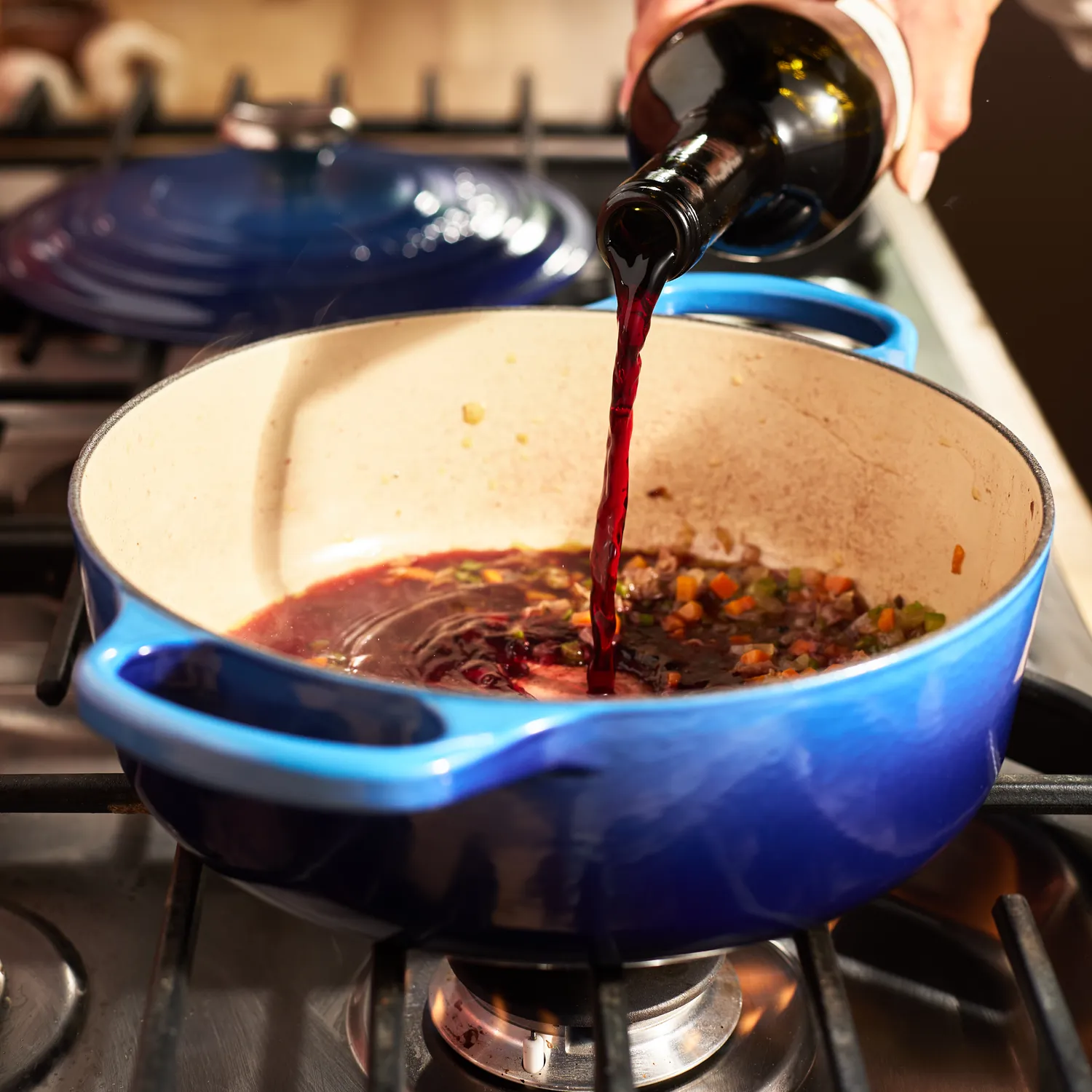 Le Creuset Signature Round Wide Dutch Oven, 3.5 qt.