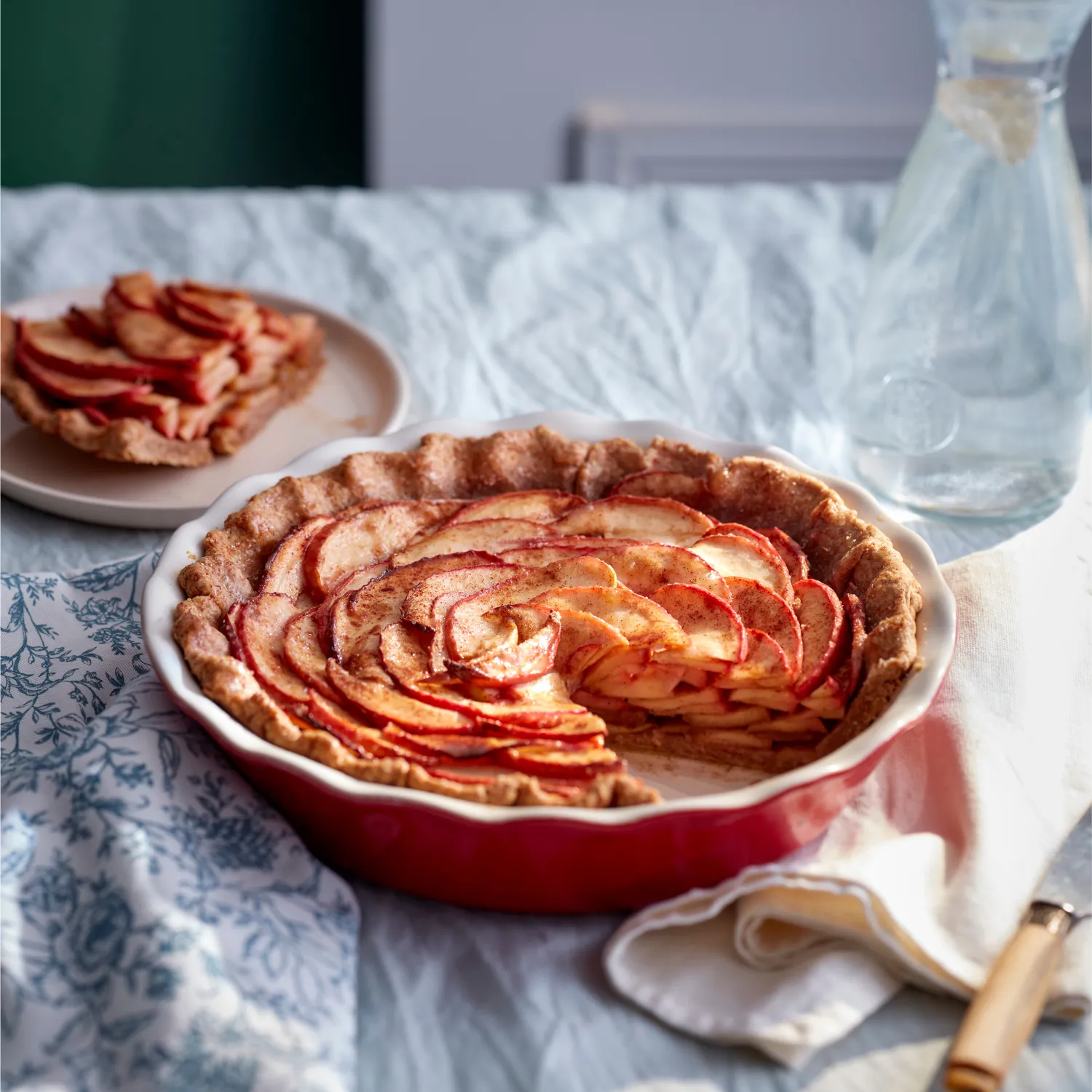 Emile Henry Modern Classics Ribbed Pie Dish, 9"
