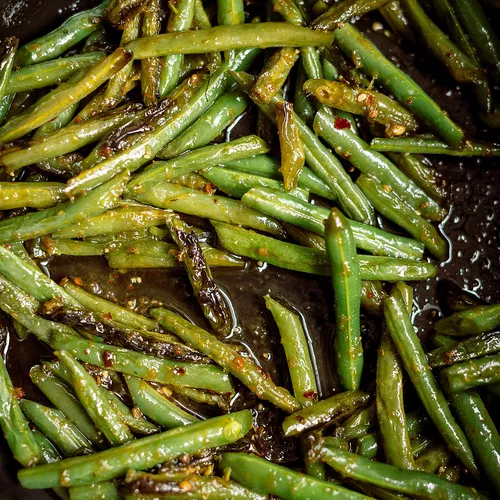 Sweet-and-Spicy Ginger Green Beans