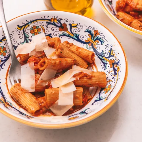 Burst Cherry Tomato and Herbs de Provence Pasta