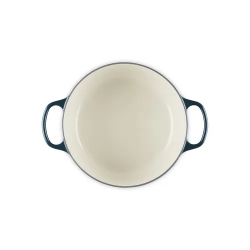 Le Creuset Signature Round Dutch Oven, 5.5 Qt.
