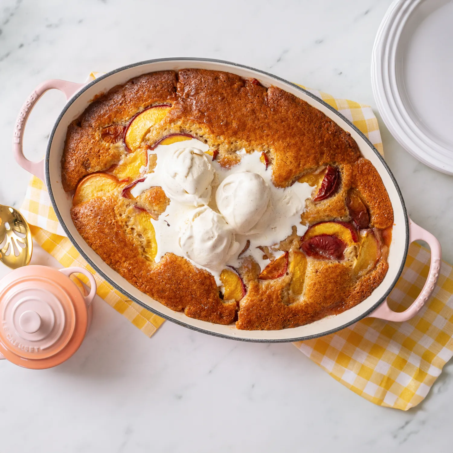 Le Creuset Signature Cast Iron Oval Baker, 3 qt.