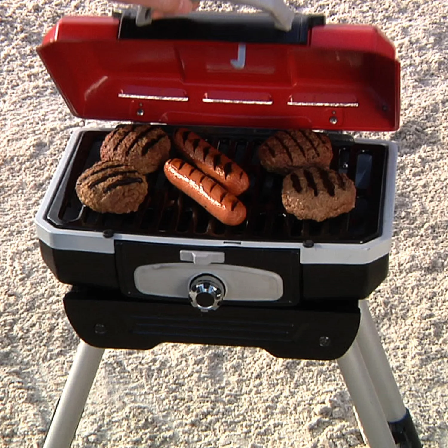 Cuisinart Petite Gourmet Portable Gas Grill with VersaStand