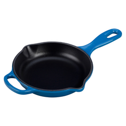 Le Creuset Signature Cast-Iron Skillet, 6.3"