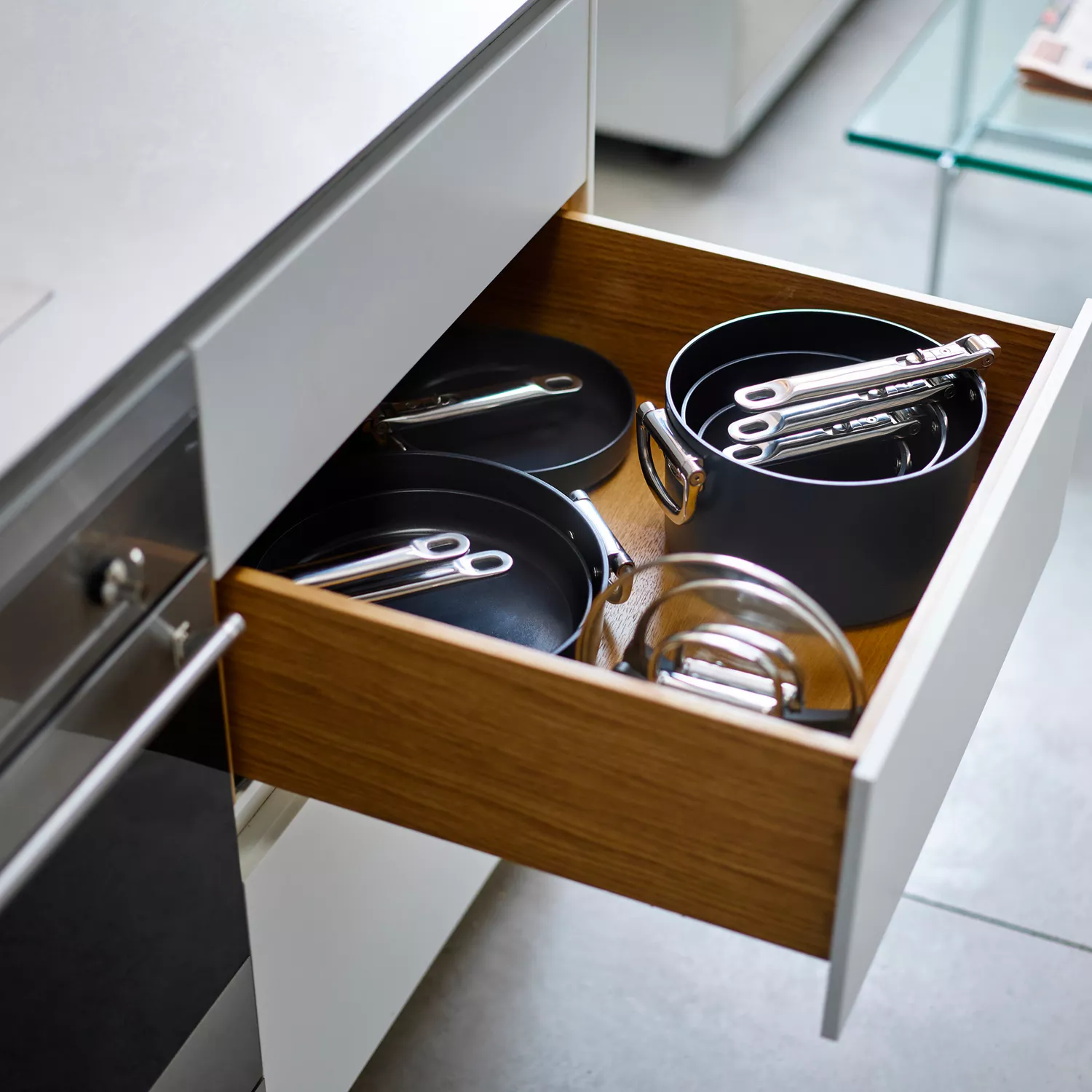 Joseph Joseph Space Ceramic Nonstick Saucepan with Folding Handle