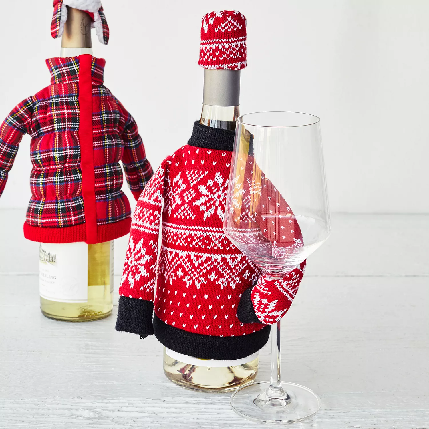 Sur La Table Apr&#232;s Ski Wine Bottle Sweater