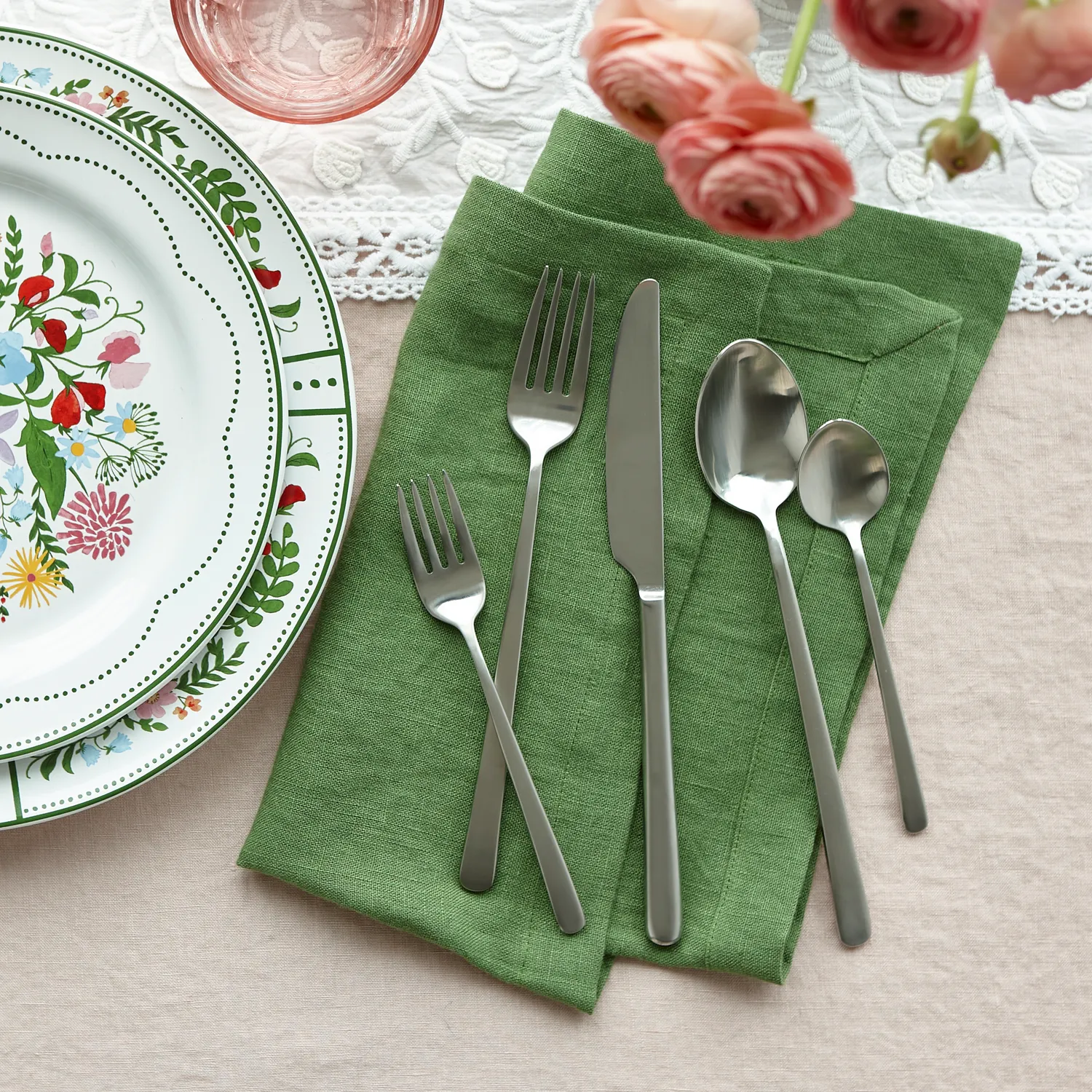 Sur La Table Maison 20-Piece Flatware Set