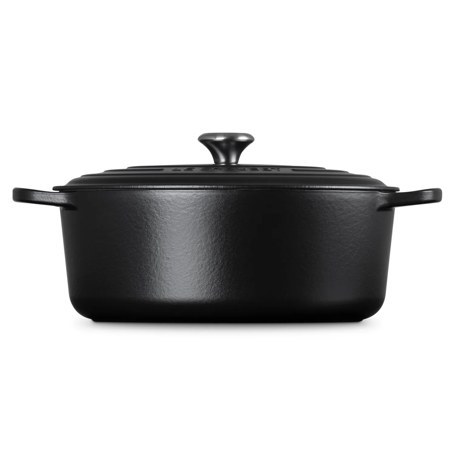 Le Creuset Signature Oval Dutch Oven, 8 qt.