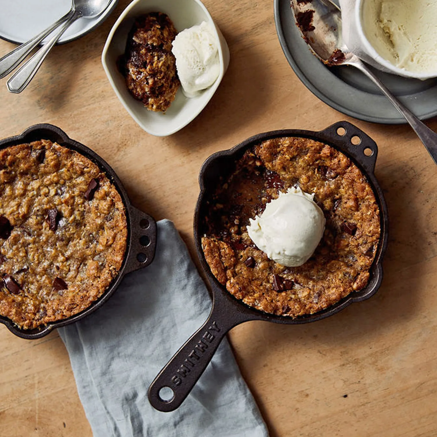 Smithey Polished Cast Iron Skillet