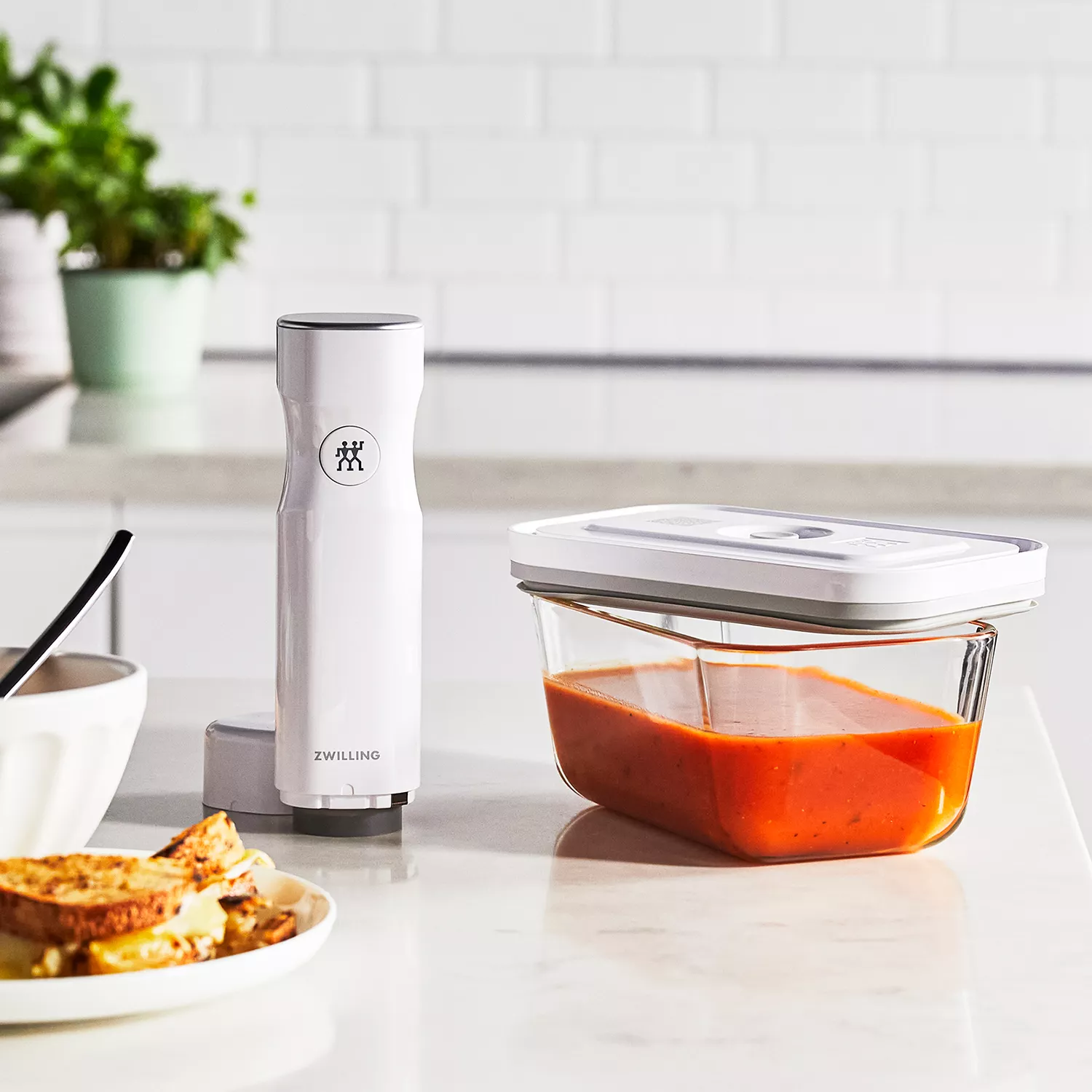 Zwilling Fresh and Save Vacuum Sealer Set