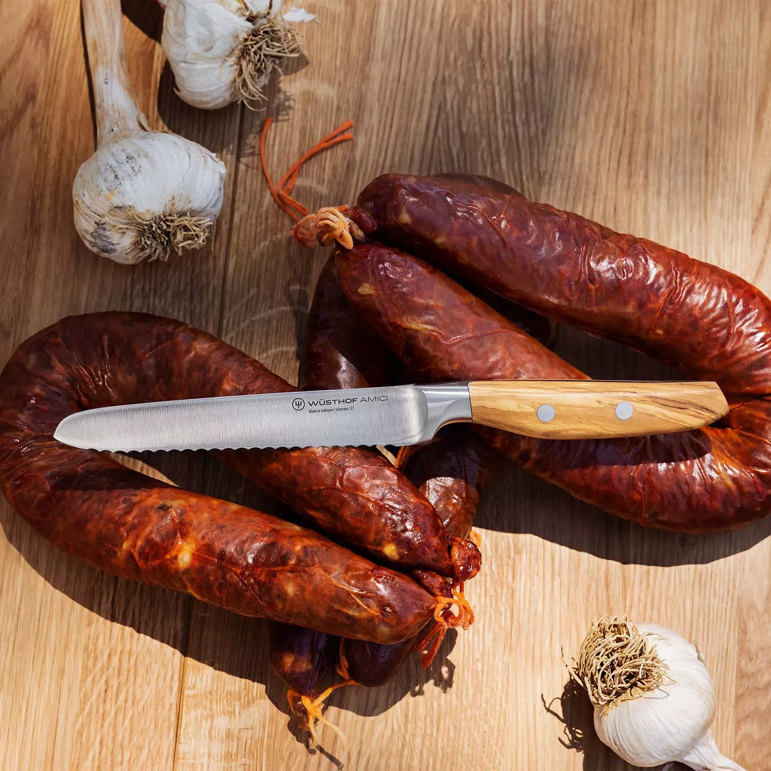 Wüsthof Amici Serrated Utility Knife, 5"