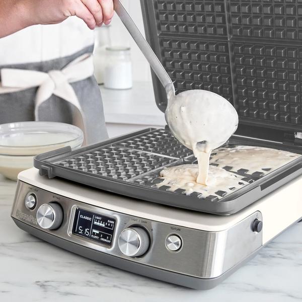GreenPan 4-Square Waffle Maker with Removable Plates - thumbnail 7