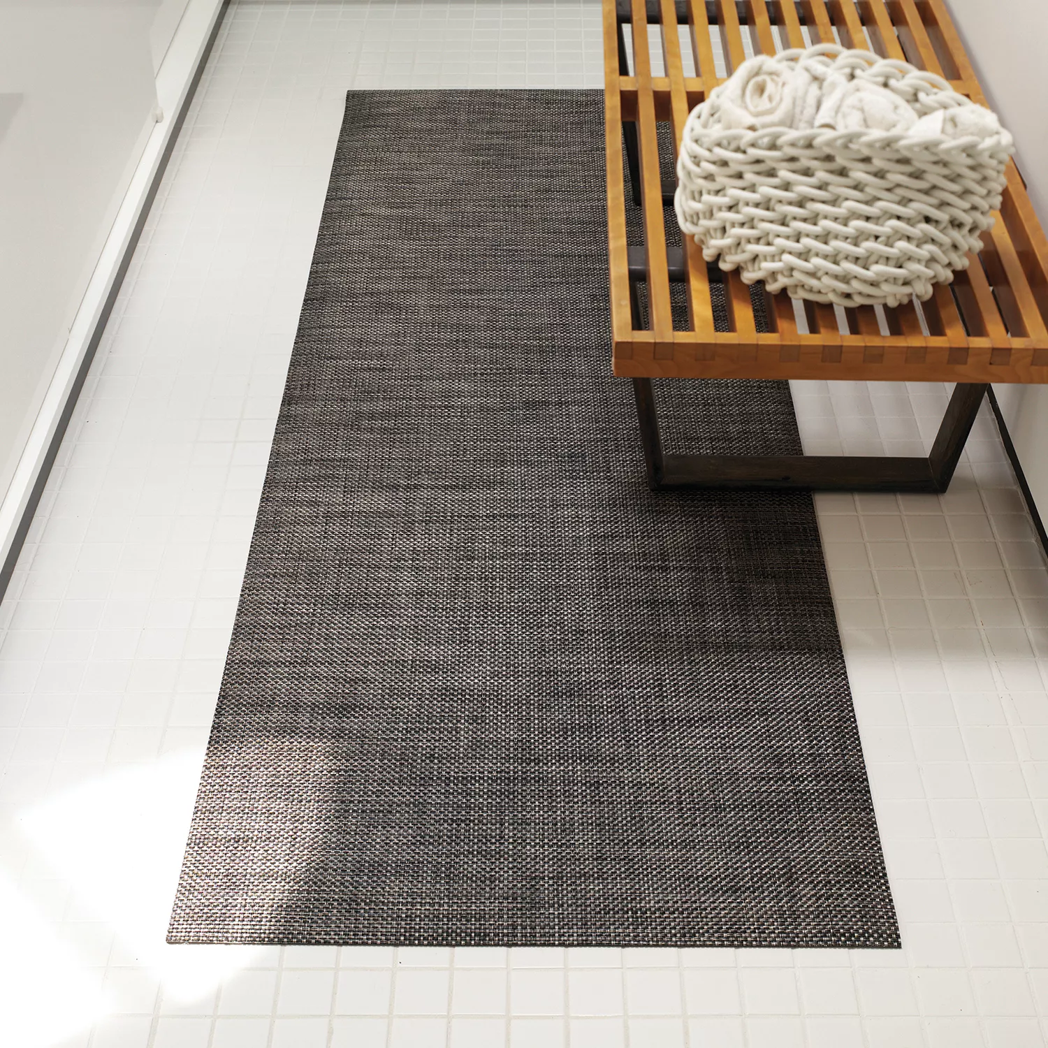 Chilewich Basketweave Floor Mat Carbon Sur La Table