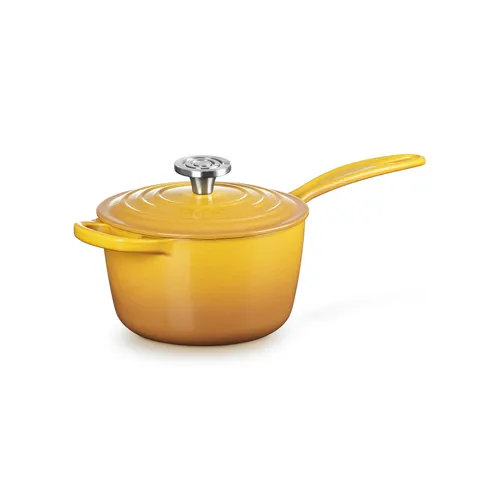 Le Creuset Signature Saucepan, 1.75 qt.