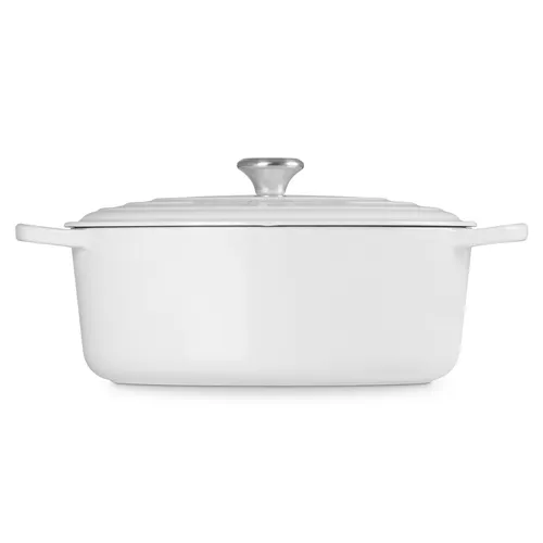 Le Creuset Signature Oval Dutch Oven, 8 qt.