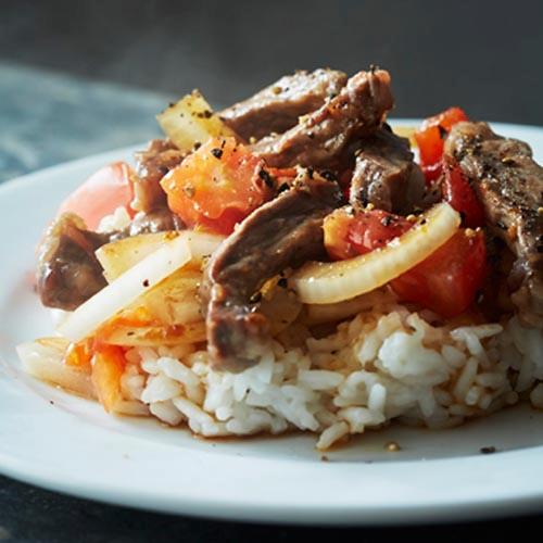 Beef Strips with Tomato and Onion