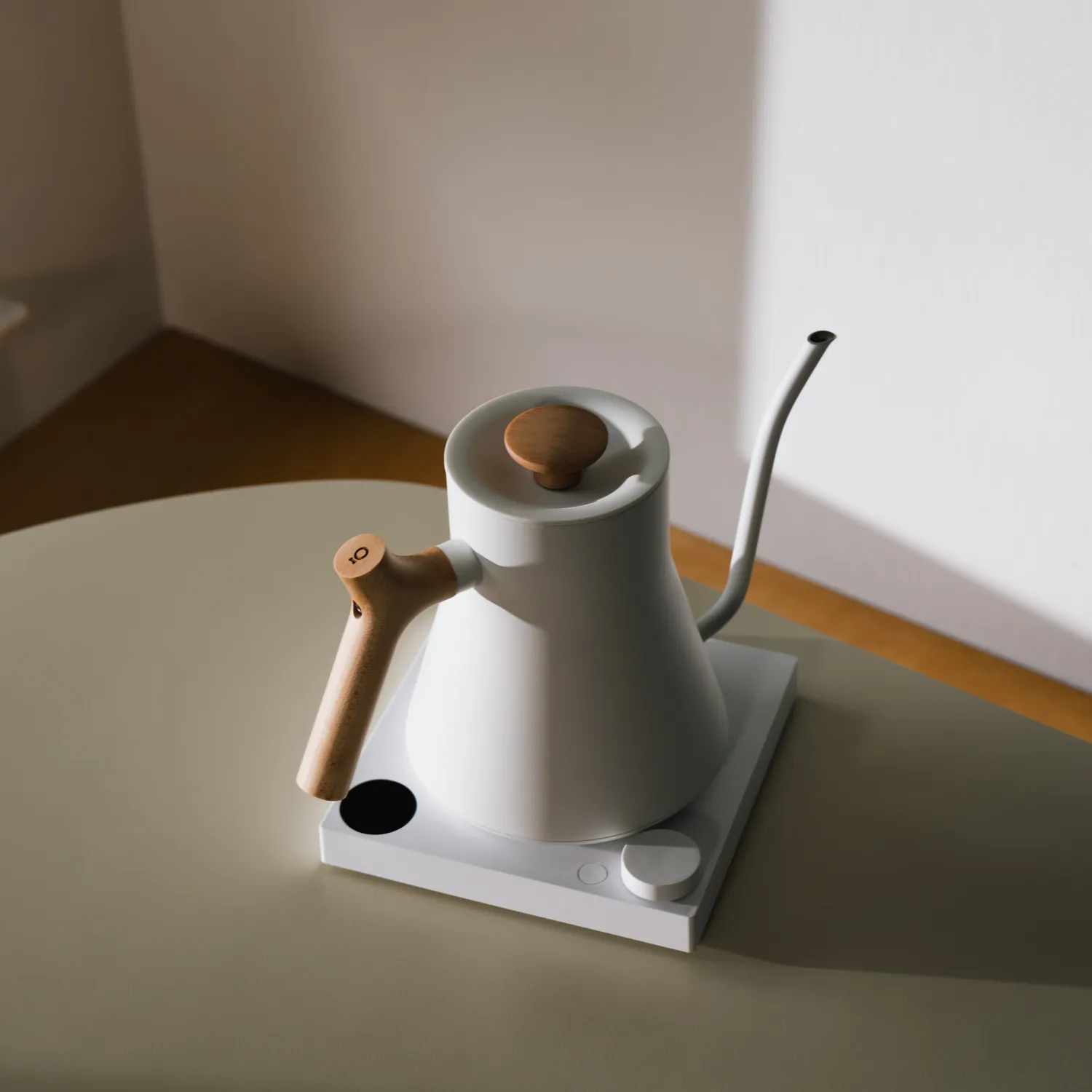 Fellow Stagg EKG PRO Electric Pour-Over Kettle