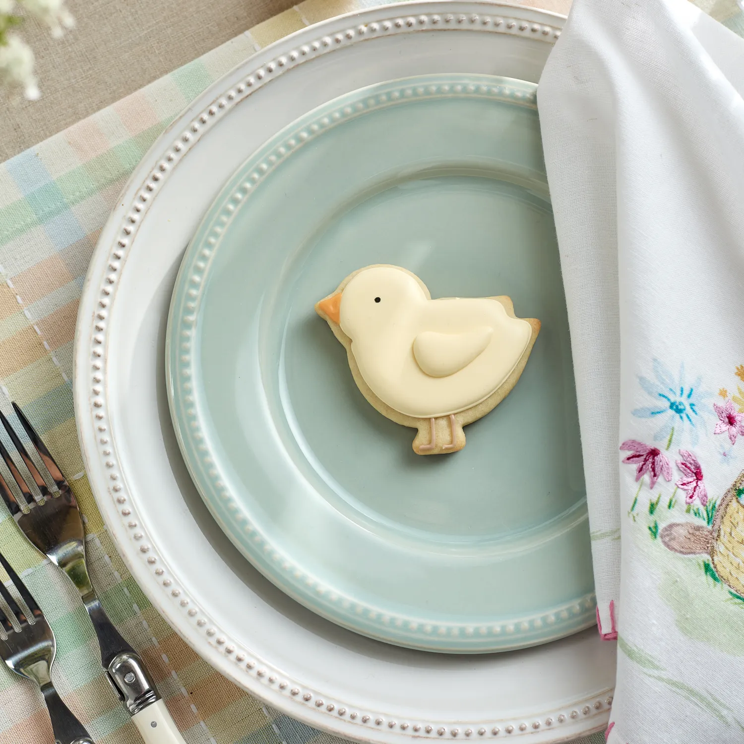 Sur La Table Pearl Sea Salt Salad Plate