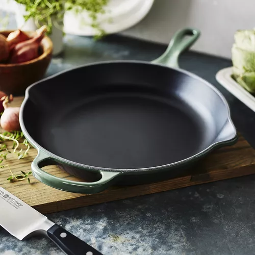 Le Creuset Signature Cast-Iron Skillet, 10.25"