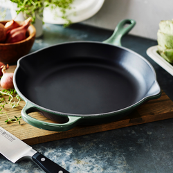 Le Creuset Signature Cast-Iron Skillet, 10.25&#34;