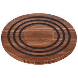 Le Creuset 8" Wood Magnetic Trivet with Silicone Rings Love these!
