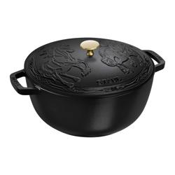 Staub Essential French Oven with Horse Lid, 5 qt.  Great quality product