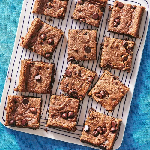 Chocolate Chip Chickpea Blondies