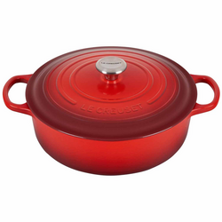 Le Creuset Round Wide Dutch Oven, 6.75 qt. In the last three days, I have boiled pasta (not exciting), fried Hawaiian-style chicken thighs, and slow-cooked five pounds of chuck roast in my oven overnight