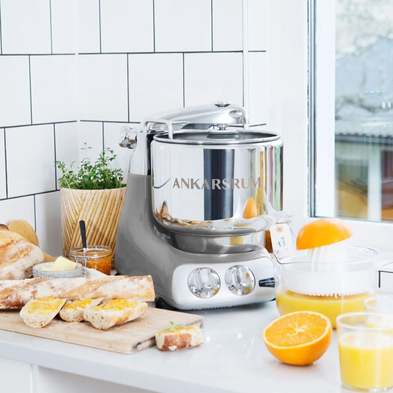 Ankarsrum Assistent® Original Stand Mixer, 7 Qt. 