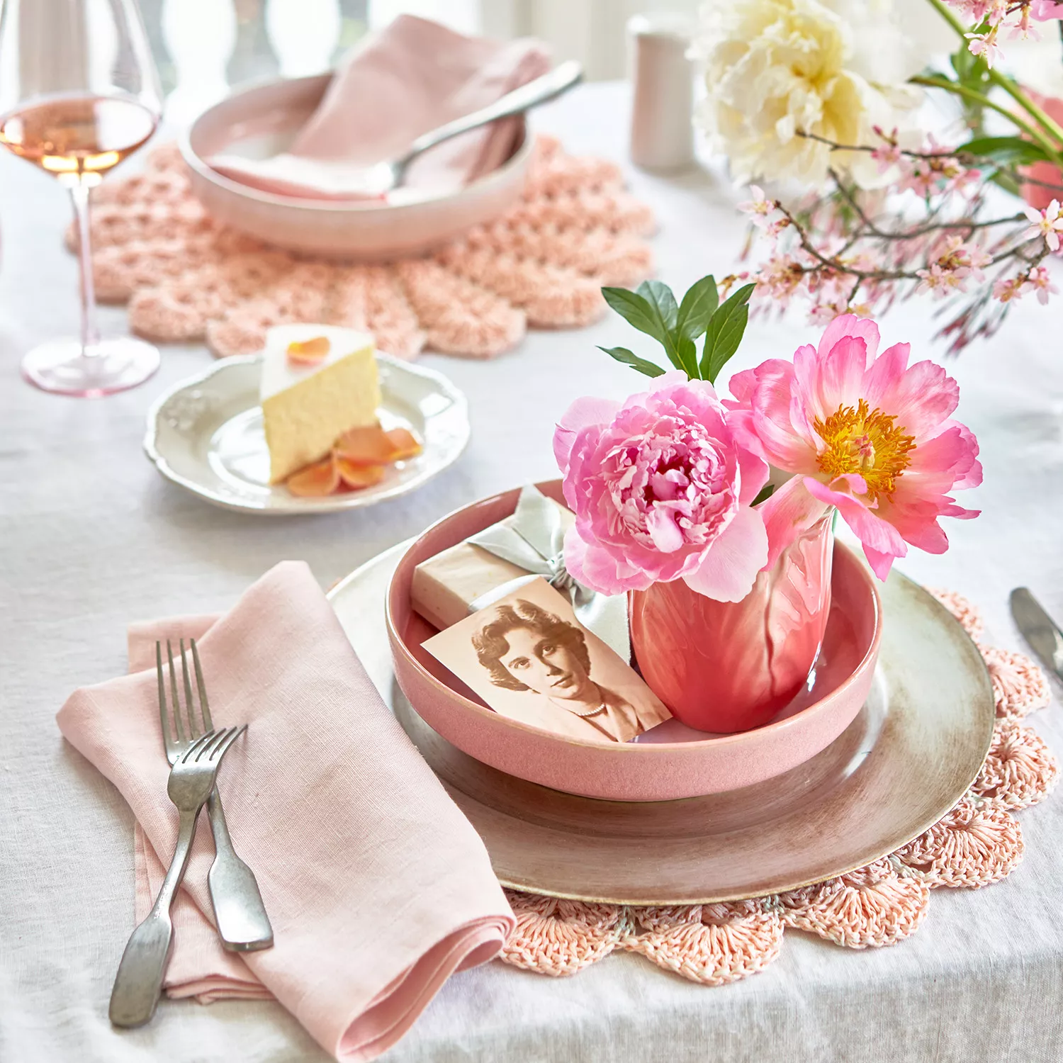 Sur La Table Flower Placemat