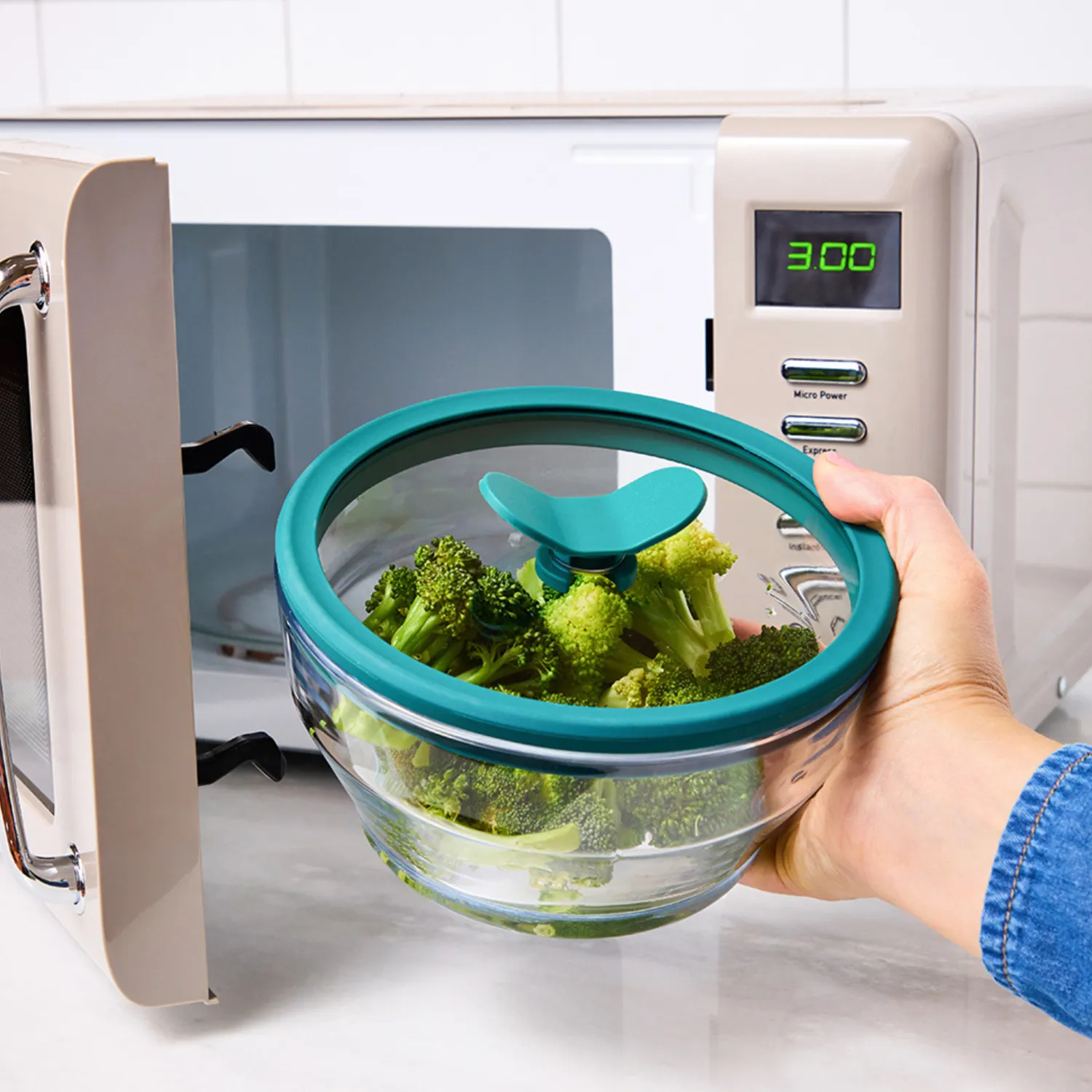 Anyday Microwave Large 4-Piece Glass Round Dish Set