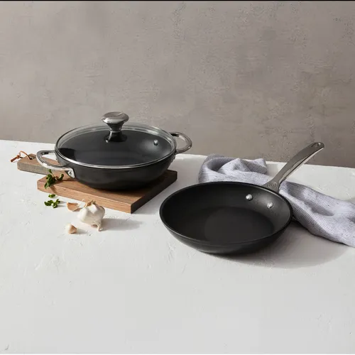 Le Creuset Toughened Nonstick PRO 3-Piece Cookware Set