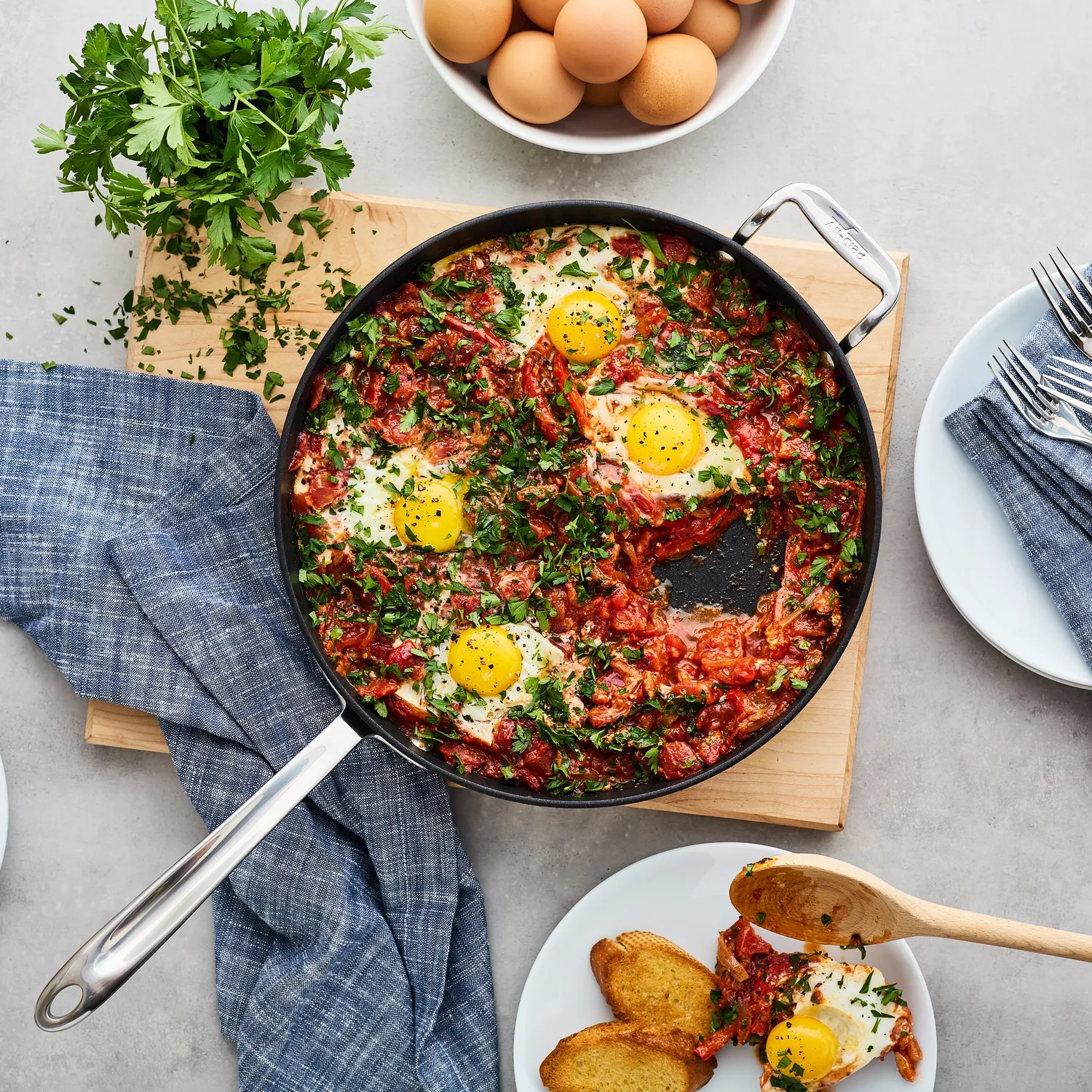 All-Clad HA1 Expert Nonstick Skillet w/ Lid, 12"
