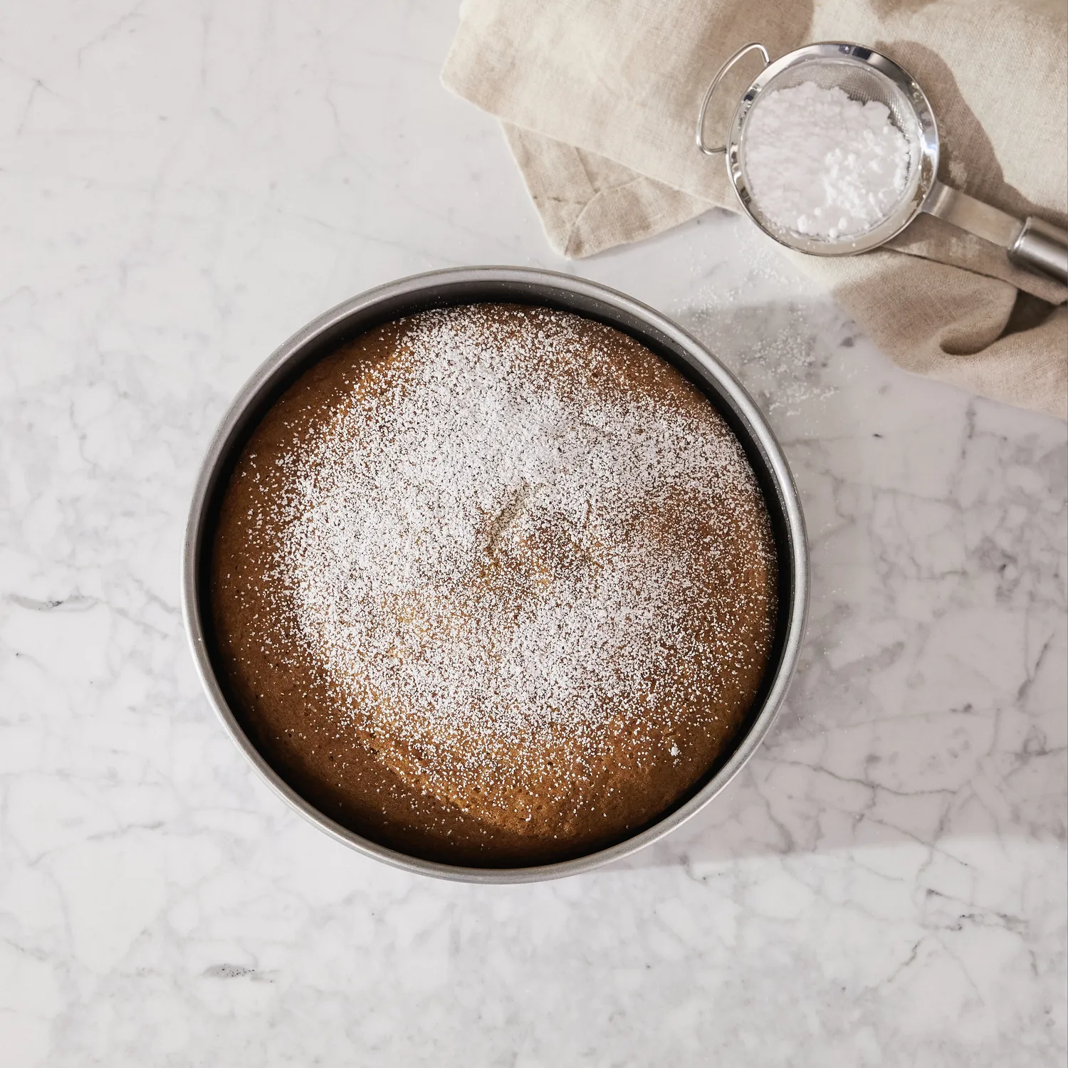 Sur La Table Platinum Pro Round Cake Pan, 8" x 2"