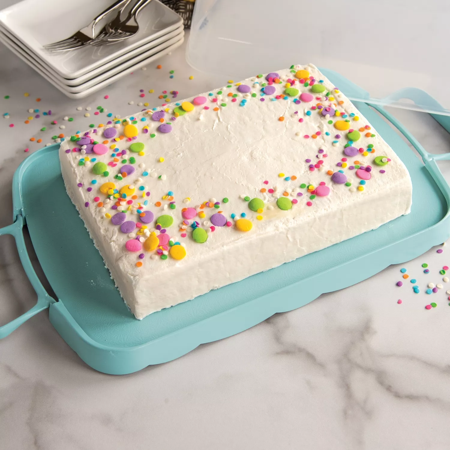 Nordic Ware Bundt Cake Keeper Carrier White Plastic 10