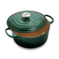 Le Creuset Signature Round Dutch Oven, 5.5 Qt. Best birthday present this year!I love the color too