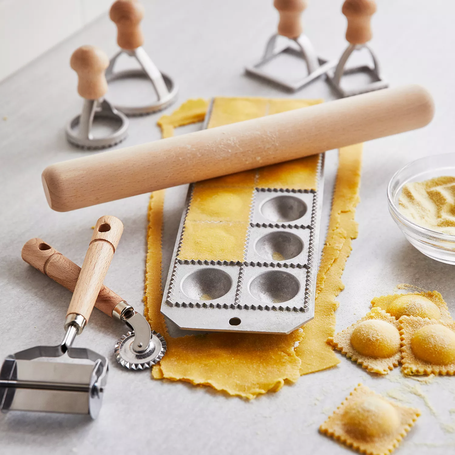 ExtraGourmet Eppicotispai Ravioli & Tortellini Preparation/Pasta Starter  Set - Making Pasta : : Kitchen & Dining