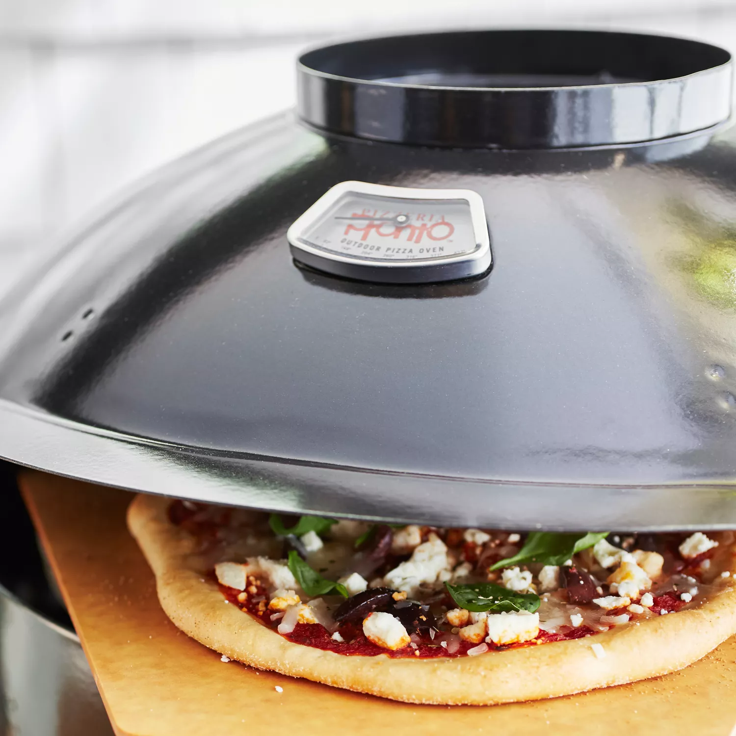 Pizzeria Pronto: A Mini Pizza Oven for Your Gas Cooktop