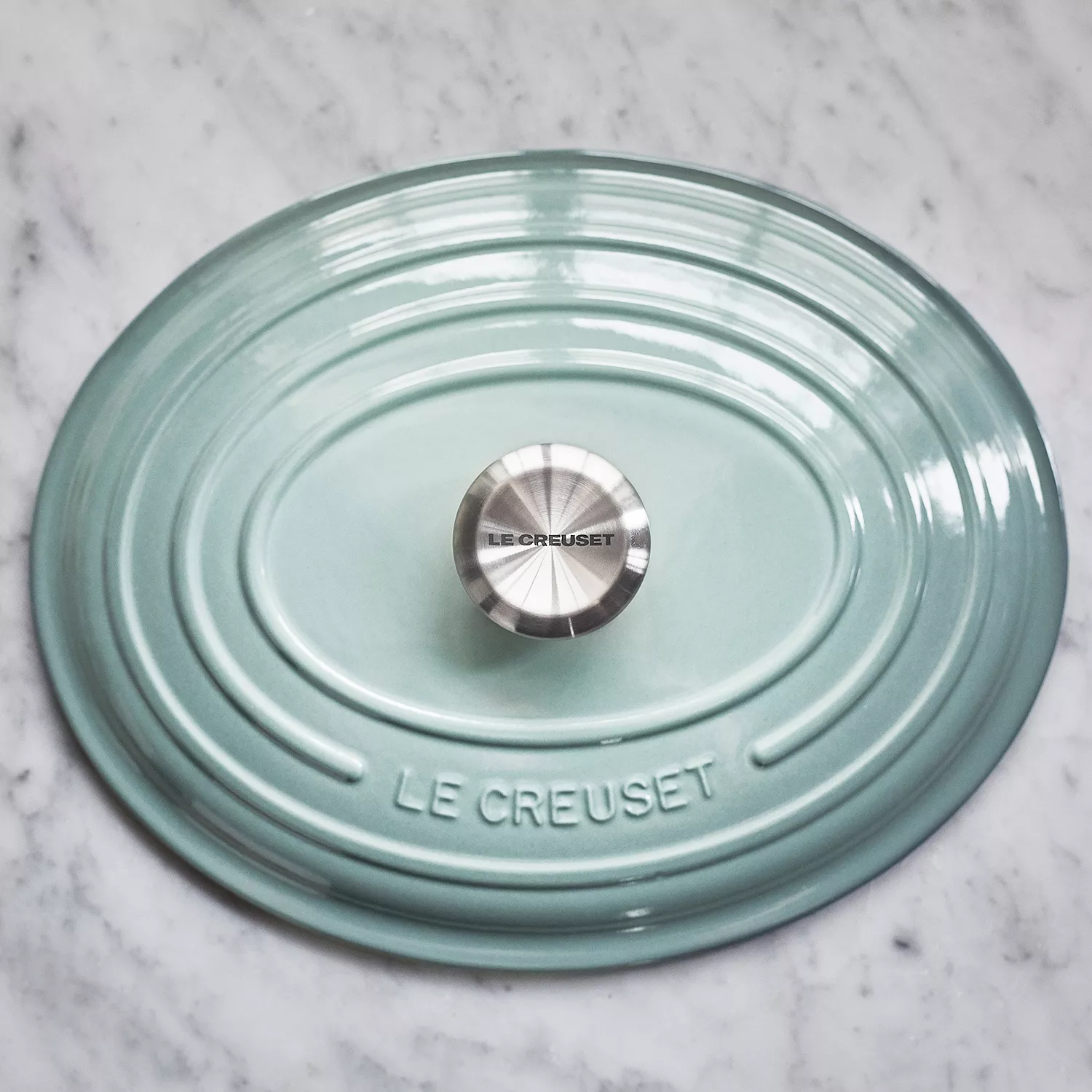 Le Creuset Signature Oval Dutch Oven, 6.75 qt.