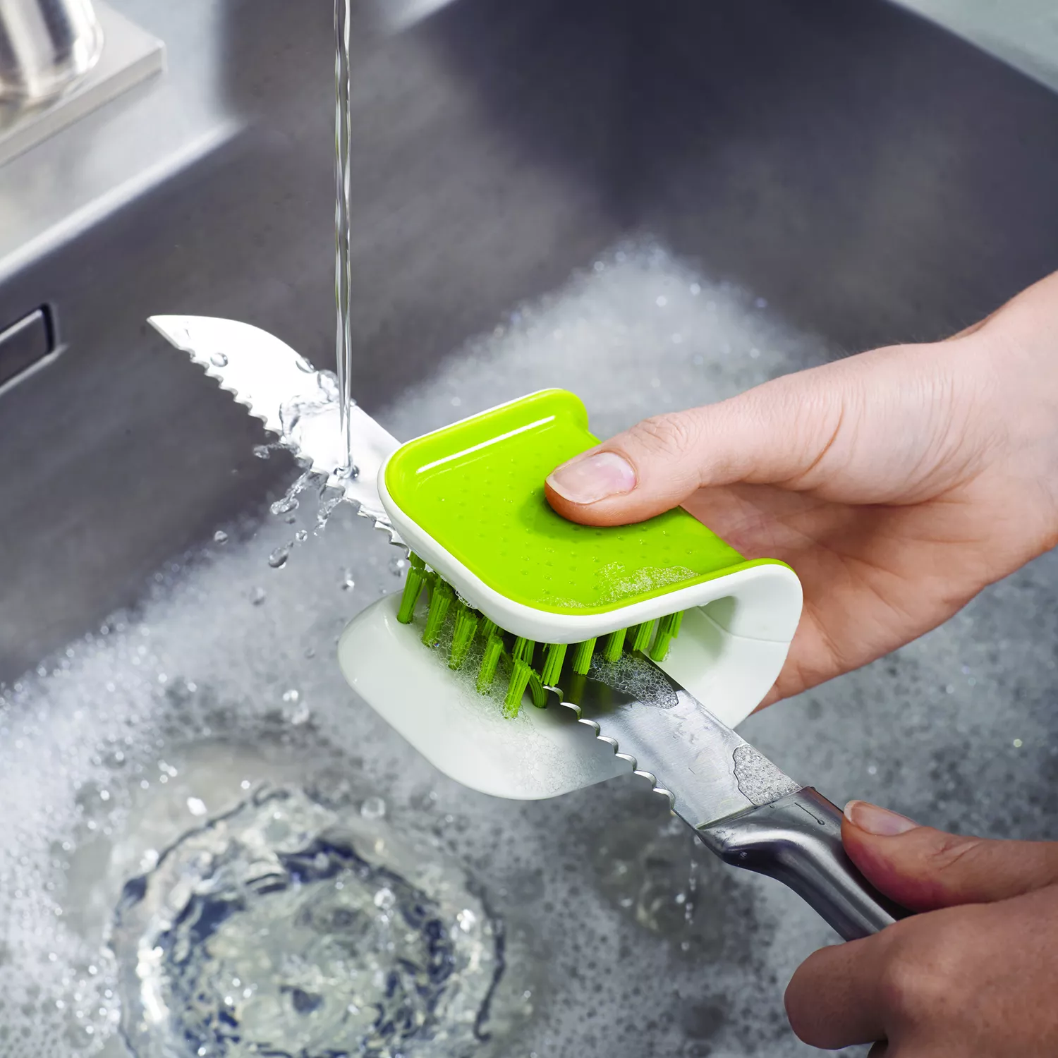 Joseph Joseph Blade Brush